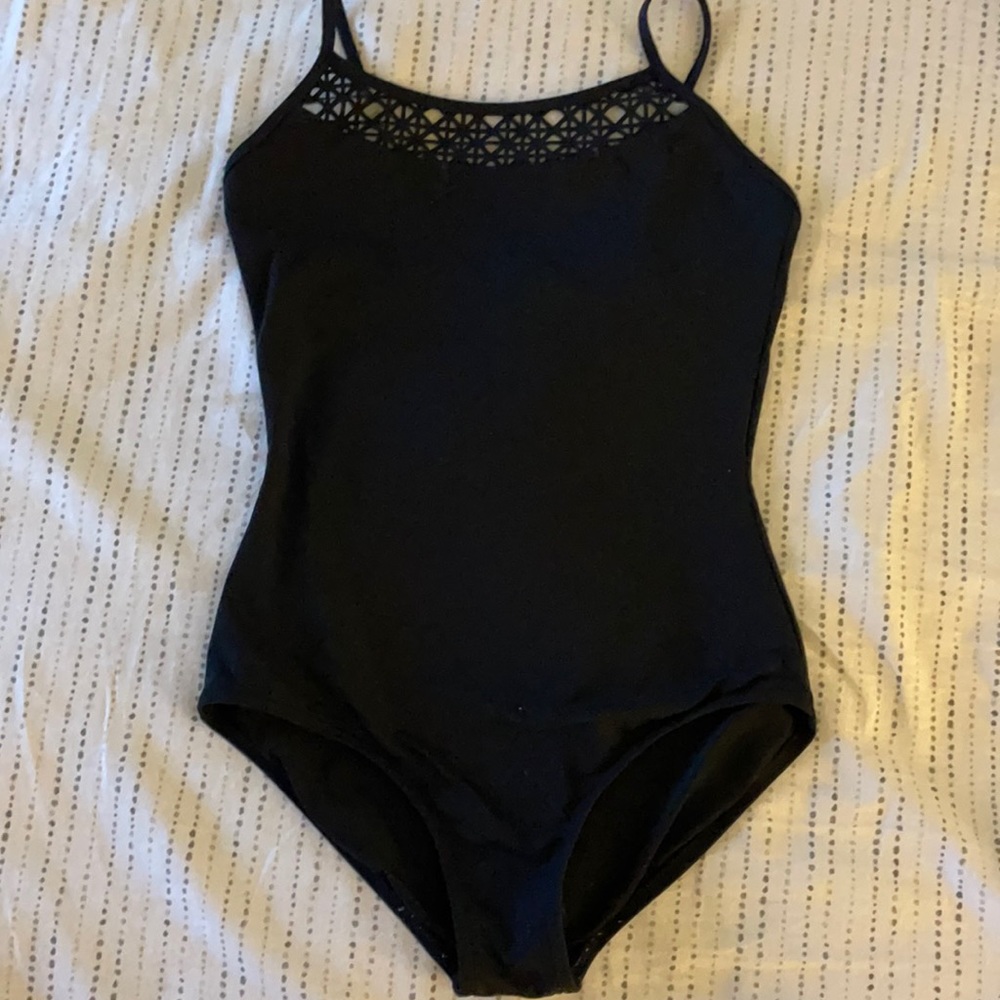 Gorgeous black leotard!